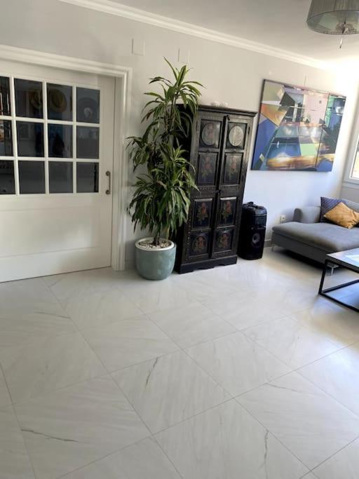 Casa Amplia Y Exclusiva Сasa de vacaciones Málaga